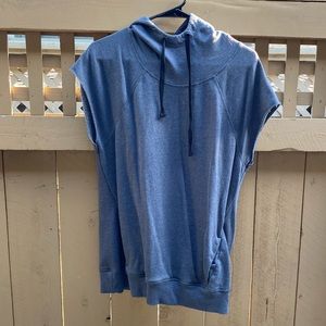 Zella workout sweatshirt tee